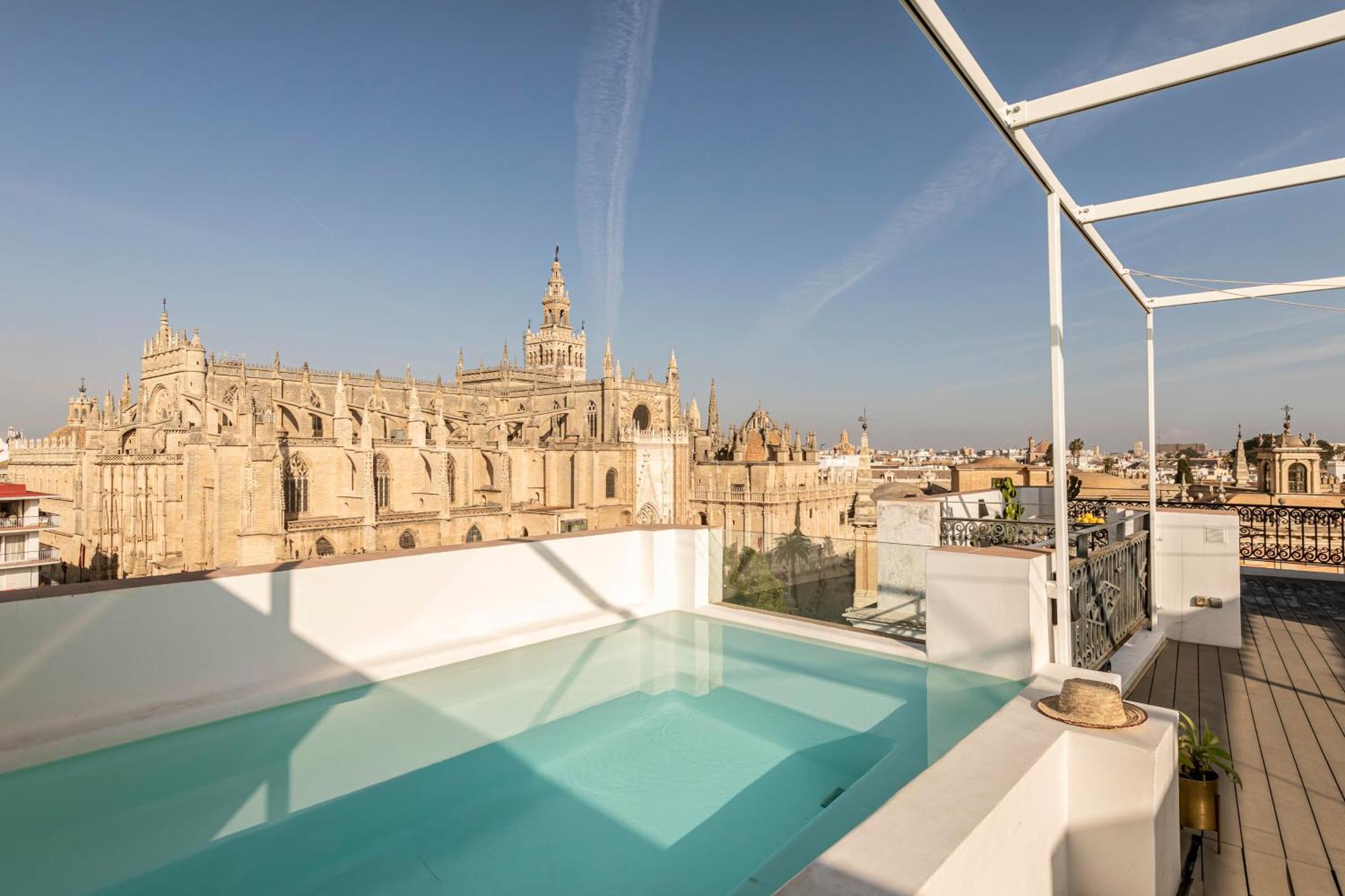 Apartamento Isg Modern Atticpool At The Cathedralfree Parking *