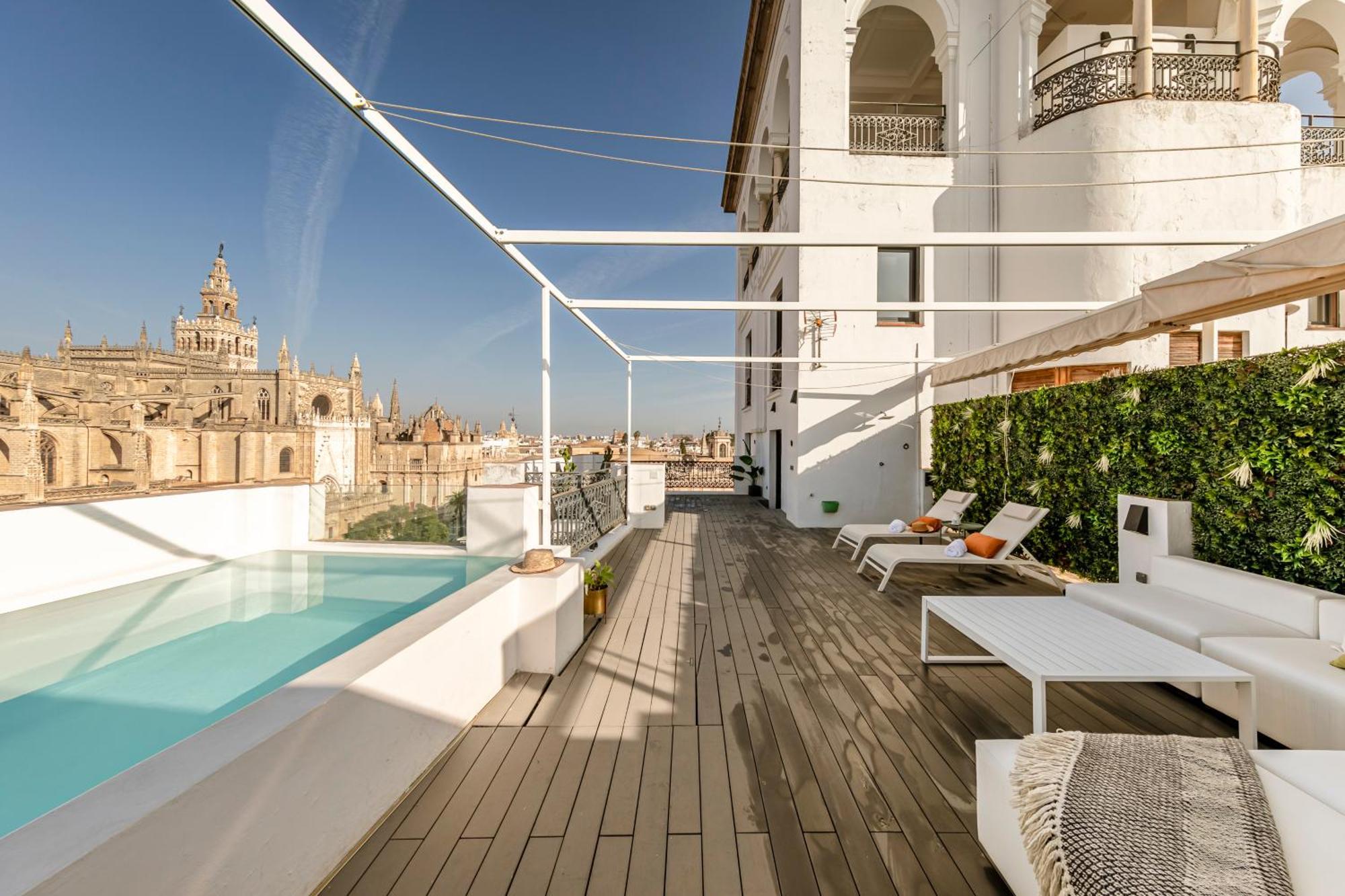 Apartamento Isg Modern Atticpool At The Cathedralfree Parking Sevilla