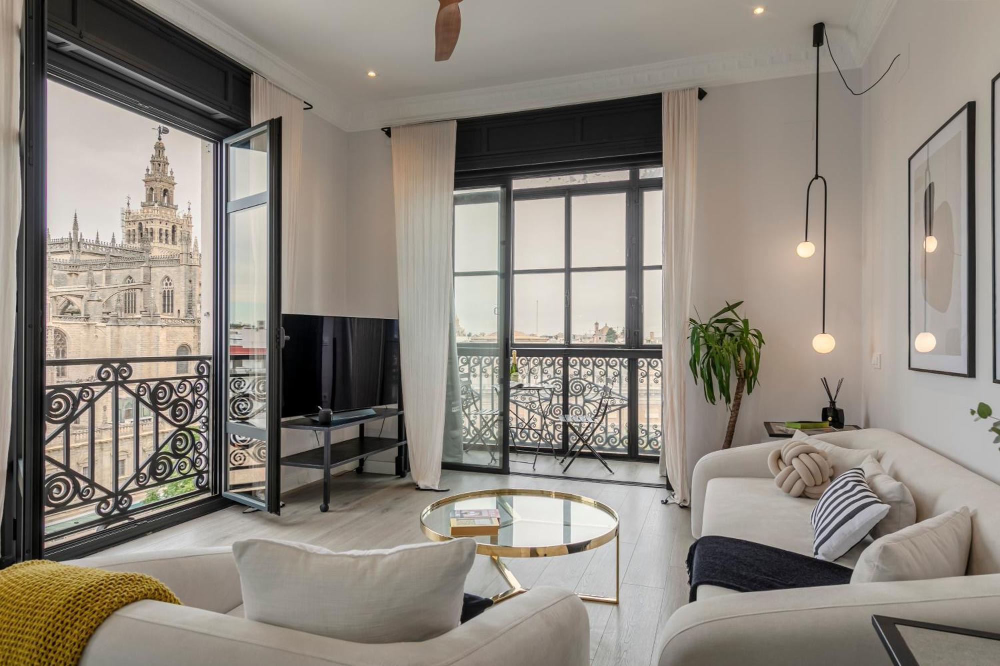 Isg Modern Atticpool At The Cathedralfree Parking Apartment Seville